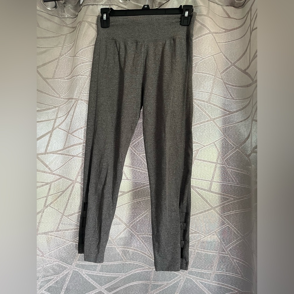 Gray capris